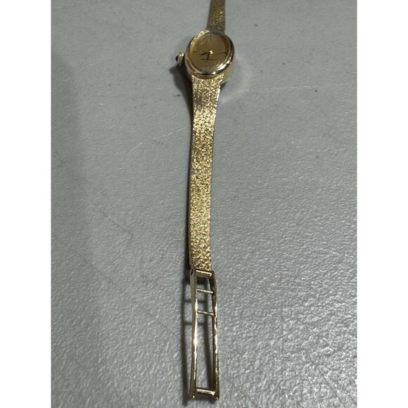 Vintage Windup Ladies Movado 14K Solid Gold Unique Classic Watch 16.6 Grams - Picture 4 of 10